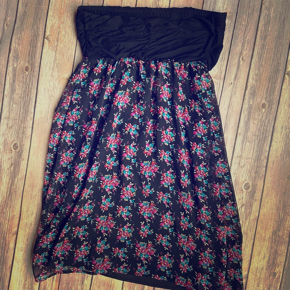 Strapless sun dress from Express, size Small